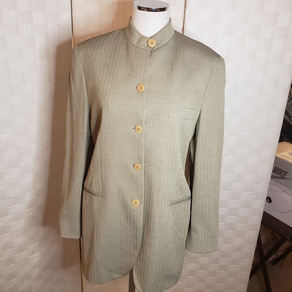 Vintage Giorgio Armani Blazer. Sz 40 (women)